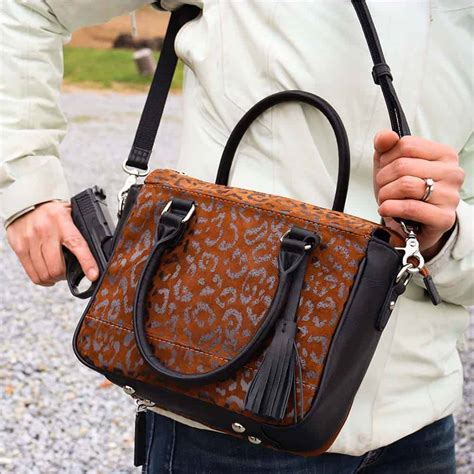 purse with concealed carry pocket.